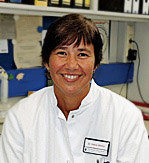 Foto: Portraitaufnahme von Frau Dr. Irena Blaha.
